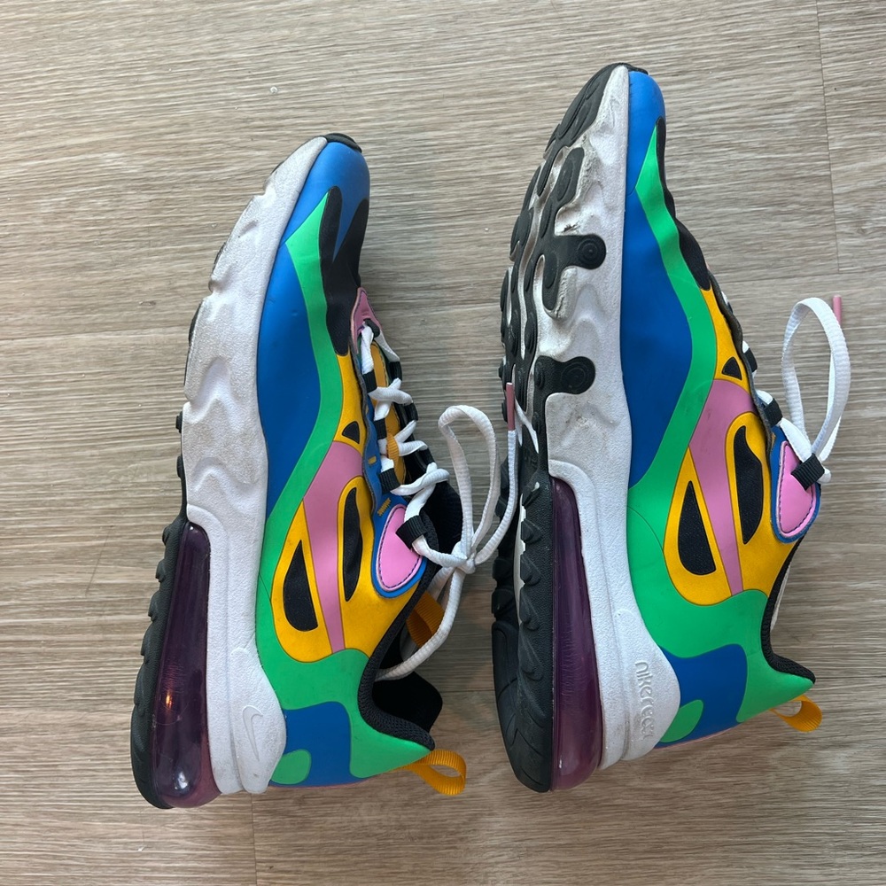 Nike Reacts! Women's size 8.5. New condition! And super comfy